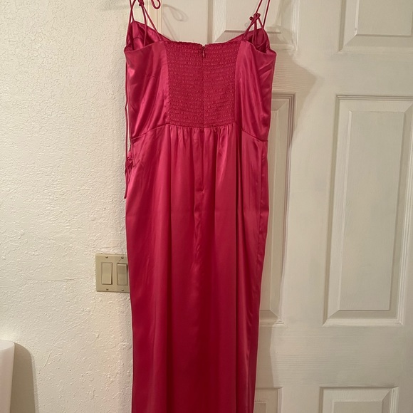 Reformation Marguerite Dress in Flambe, size 12 - Picture 5 of 6